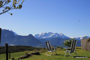 Giardino con vista sulle dolomiti